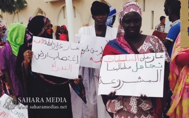 Manifestations devant le palais présidentiel contre une usurpation de terrains au profit d’imams de mosquées Manifestations devant le palais présidentiel contre une usurpation de terrains au profit d’imams de mosquées