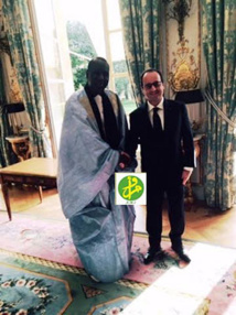 Notre ambassadeur en France présente ses Lettres de Créances Notre ambassadeur en France présente ses Lettres de Créances