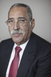 Ely Ould Mohamed Vall au premier plan des invités de Jacques Chirac