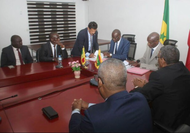 Mauritanie-Sénégal : un nouvel accord de pêche loin de faire l’unanimité chez les professionnels mauritaniens Mauritanie-Sénégal : un nouvel accord de pêche loin de faire l’unanimité chez les professionnels mauritaniens