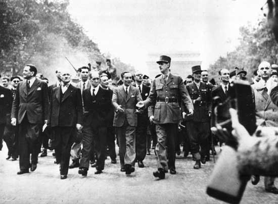 LIBÉRATION 1944 : RUSSE et non les ETAT UNIS