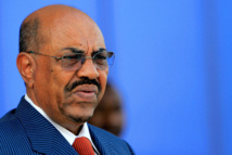 Sommet UA: l’Afrique du Sud va t-elle arrêter et extrader Omar El Bechir vers la CPI? Sommet UA: l’Afrique du Sud va t-elle arrêter et extrader Omar El Bechir vers la CPI?