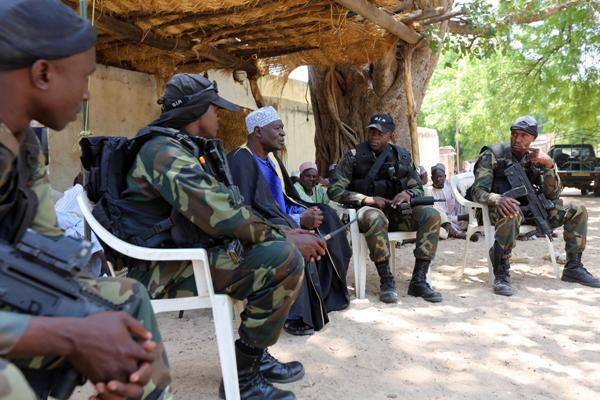 Scandale: L'ONU fournit des armes à Boko Haram, un container intercepté par l'armée camerounaise Scandale: L'ONU fournit des armes à Boko Haram, un container intercepté par l'armée camerounaise