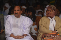 Butin diplomatique ou parfait hasard : Aziz et sa ministre s'affichent avec exactement la même montre.... Butin diplomatique ou parfait hasard : Aziz et sa ministre s'affichent avec exactement la même montre....