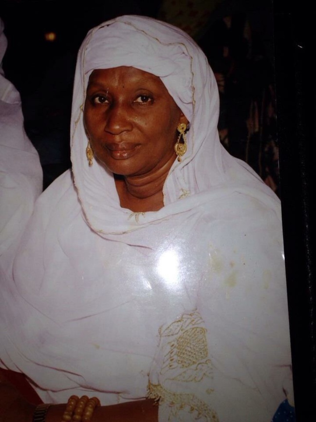 Décès de Mariam Diallo, maman et papa de plusieurs dizaines de bébés, déposes nuitamment devant son domicile, ce vendredi, à 3 heures.