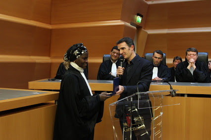 Me Fatimata MBaye honorée à Grenoble Me Fatimata MBaye honorée à Grenoble