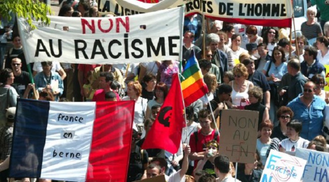 Grosses surprises dans le Top 12 des pays les plus racistes au monde Grosses surprises dans le Top 12 des pays les plus racistes au monde