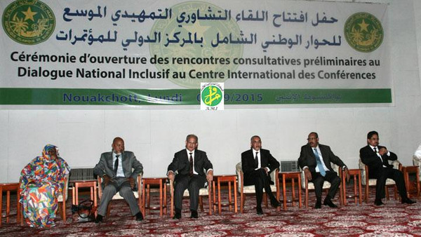 Dialogue national : des initiatives officielles pour le relancer Dialogue national : des initiatives officielles pour le relancer