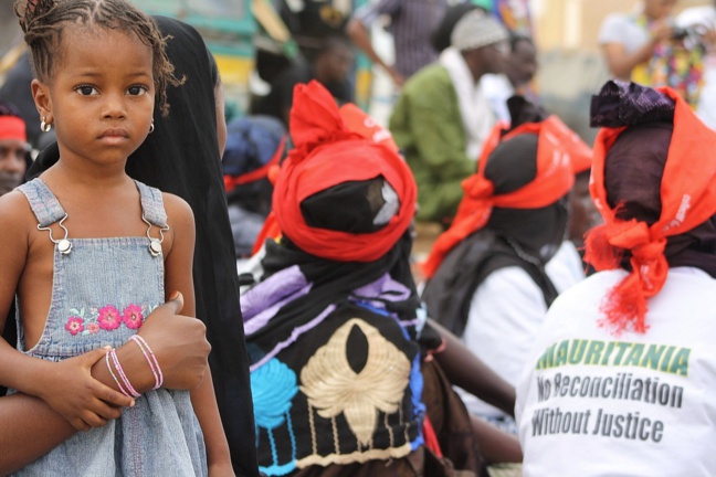 28 NOVEMBRE-INAL : QUAND UN ÉTAT "ISLAMIQUE" EMPÊCHE LES VEUVES ET ORPHELINS DE PLEURER ET PRIER LEURS MORTS 28 NOVEMBRE-INAL : QUAND UN ÉTAT "ISLAMIQUE" EMPÊCHE LES VEUVES ET ORPHELINS DE PLEURER ET PRIER LEURS MORTS