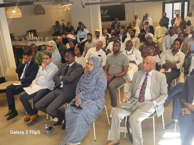 Rencontre avec la Diaspora Mauritanienne de France : Un Rendez-vous Manqué Rencontre avec la Diaspora Mauritanienne de France : Un Rendez-vous Manqué