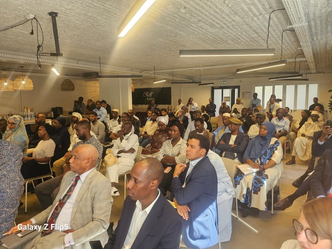 Rencontre avec la Diaspora Mauritanienne de France : Un Rendez-vous Manqué