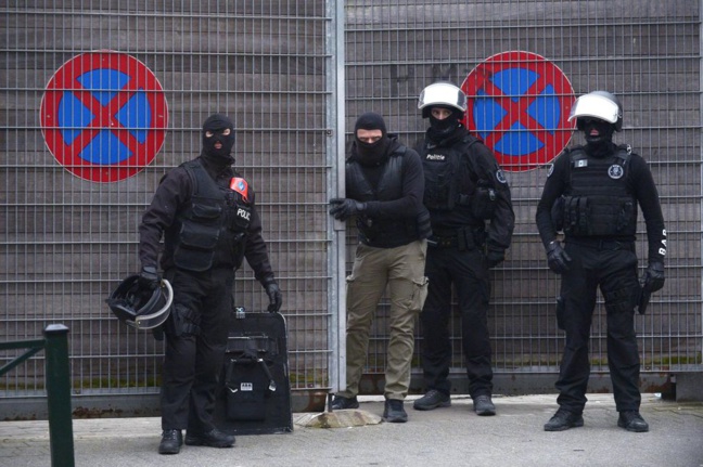 La France va demander à la Belgique l'extradition de Salah Abdeslam