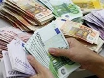 L’ouguiya poursuit sa dégringolade face au dollar L’ouguiya poursuit sa dégringolade face au dollar