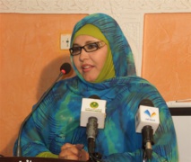Mint Ely Mahmoud : le rapport d’Alston favorise la division et ne sert aucune la lutte contre la pauvreté