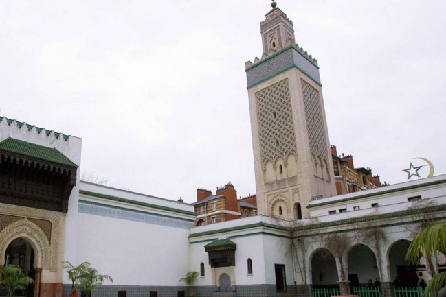 Fin du ramadan 2016 en France : la date de l'Aïd el Fitr dévoilée par le CFCM Fin du ramadan 2016 en France : la date de l'Aïd el Fitr dévoilée par le CFCM