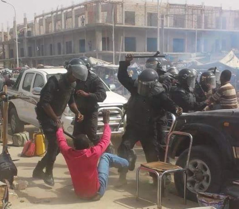 NOUAKCHOTT 10 OCTOBRE 2016 : LA MANIFESTATION ABOLITIONNISTE RÉPRIMÉE ENCORE ET TOUJOURS.