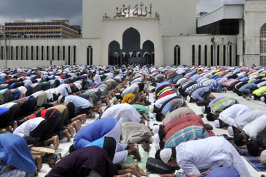 Ramadan 2017 : la date de fin du jeûne révélée par la mosquée de Paris