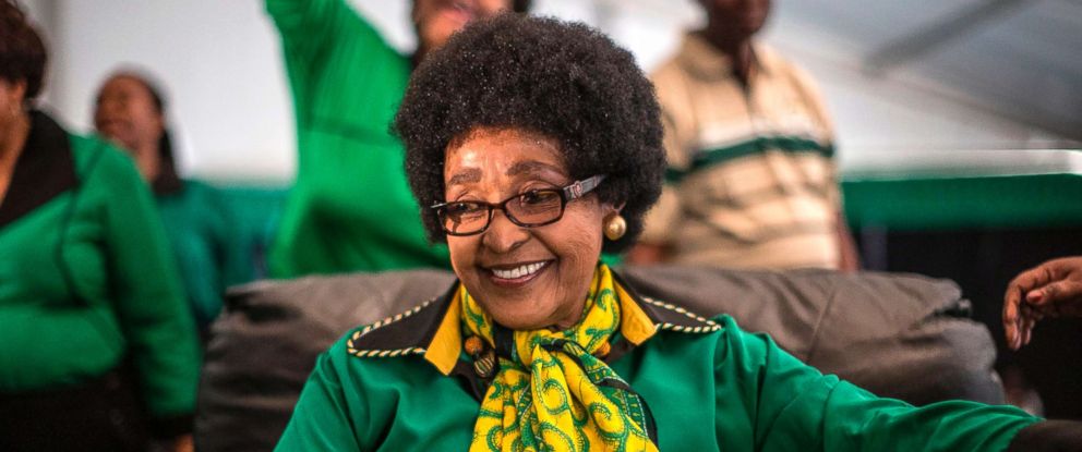 Winnie Mandela, ex-épouse de Nelson, est morte
