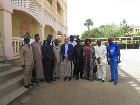 Un haut responsable du HCR visite les réfugiés mauritaniens à Kayes