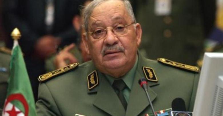 Algérie : le chef d’état-major des armées demande l’application de l’article 102 de la constitution