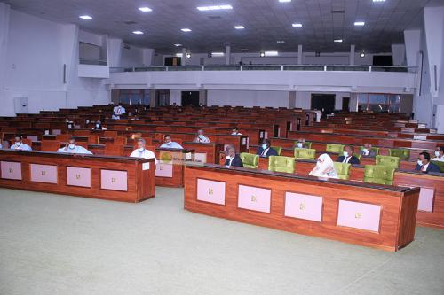 LE PARLEMENT DÉCIDE DE REPORTER LA DISCUSSION DU PROJET DE LOI SUR LA PROTECTION DES SYMBOLES (EXCLUSIF)