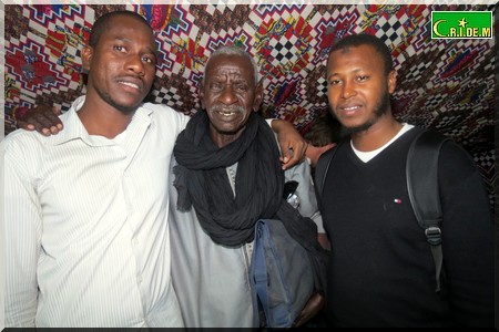 Djibril Zakaria Sall se raconte aux Paroles d’Ecrits de Manuel Bengoéchéa -([PhotoReportage)
