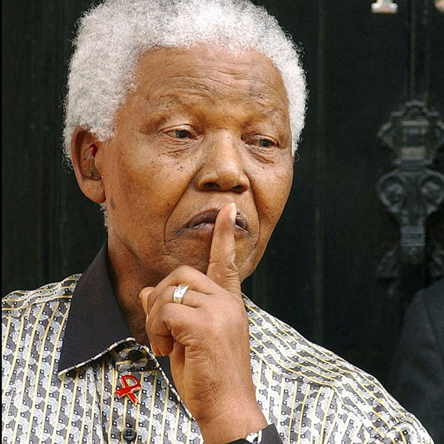 Décès  de MANDELA deuil de trois jours en Mauritanie: LES  LARMES DE CROCODILE