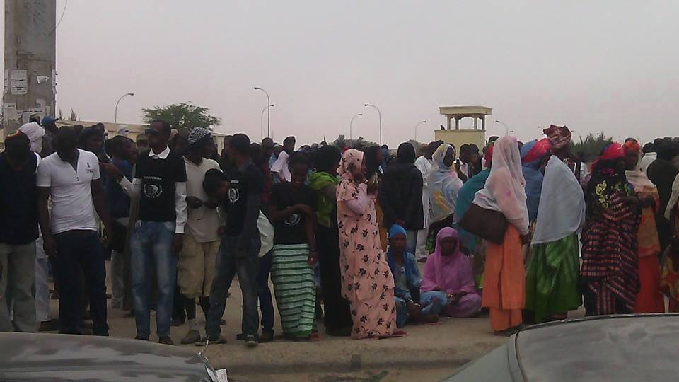 La police bloque la marche des rapatriés à l'entrée de Nouakchott