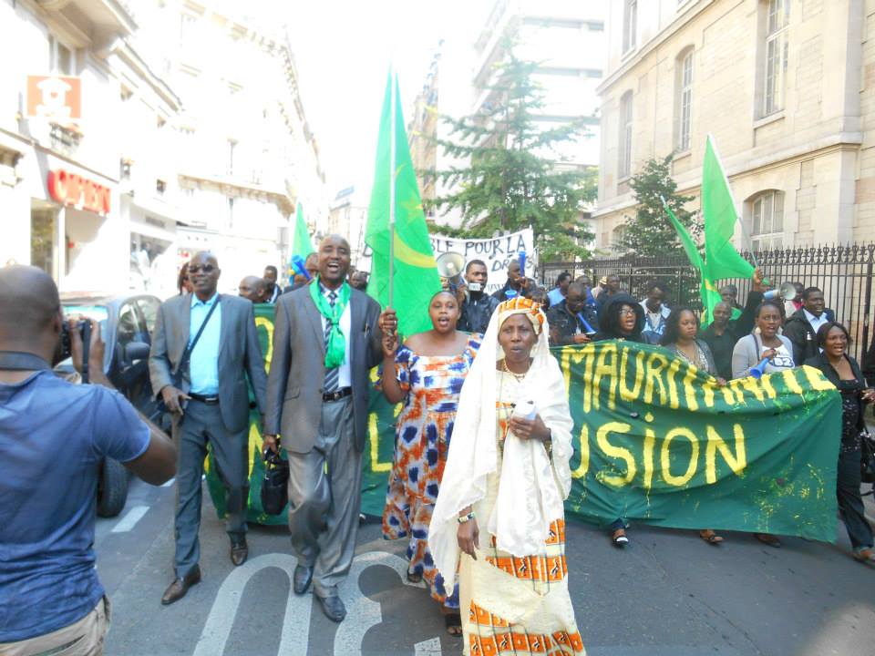 DIASPORA MAURITANIENNE DE FRANCE : ENCORE UNE MARCHE CONTRE L’ENRÔLEMENT
