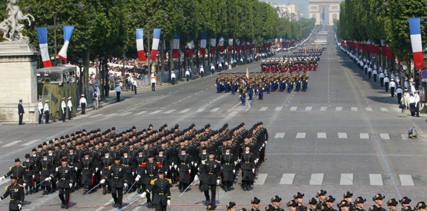 Défilé du 14 juillet : le FN indigné par la présence de soldats algériens