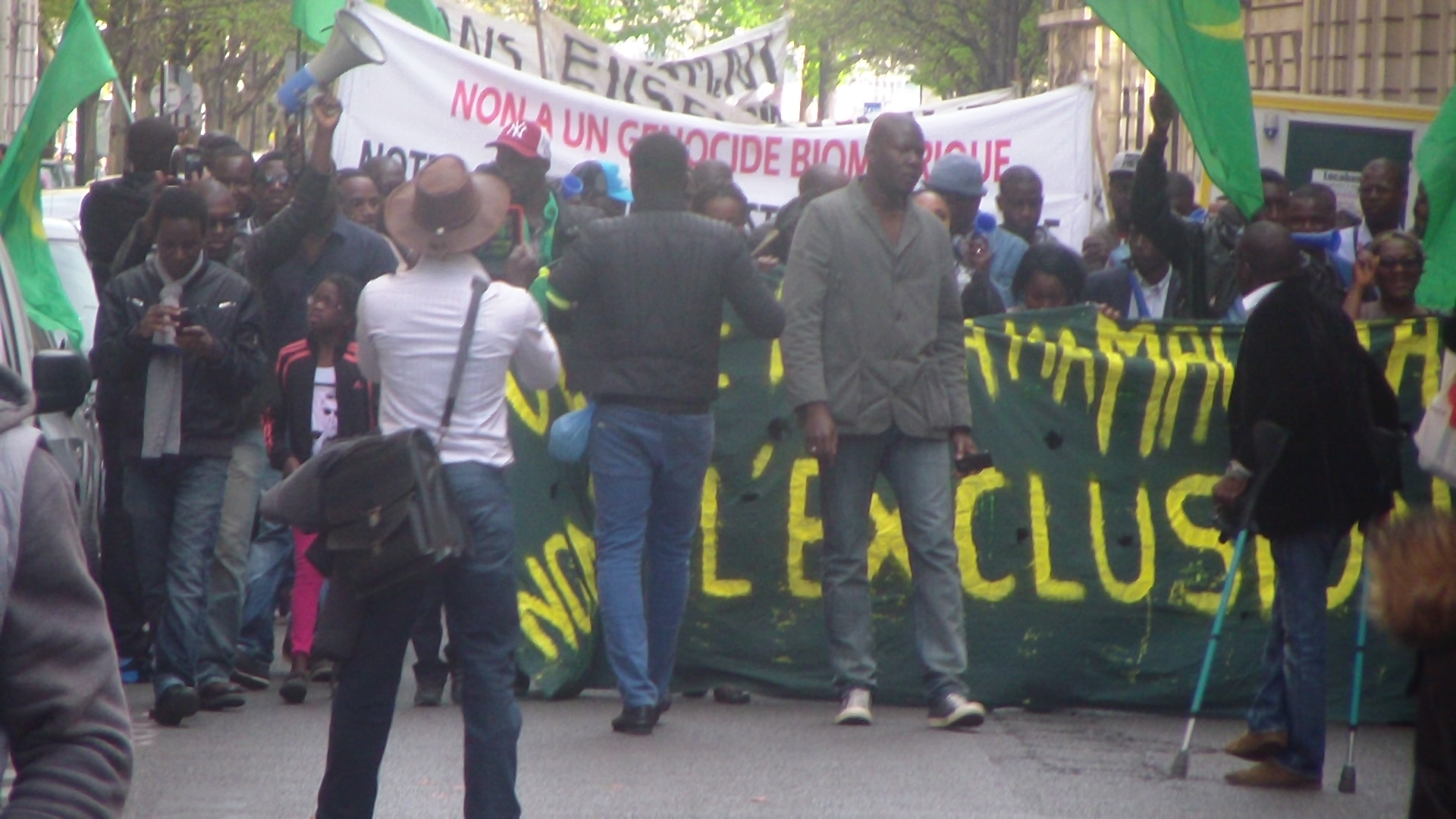 GRANDE MANIFESTAION MAURITANIENNE LE SAMEDI 26 JUILLET DU TROCADERO A L'AMBASSADE DE MAURITANIE  A PARIS