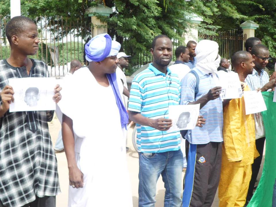Touche Pas Ma Nationalité (TPMN) et IRA ont tenu deux sit in ce jeudi 25 septembre 2014 (Reportage photos.)