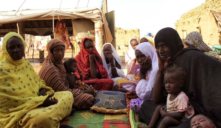 Villages sans hommes : Entre crise alimentaire et mimétisme social