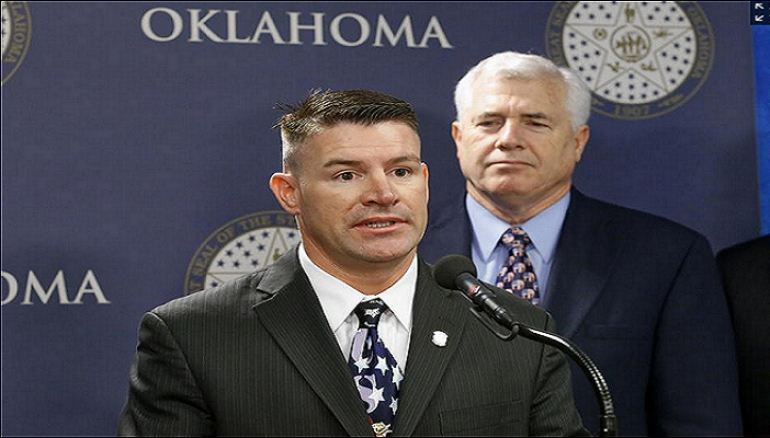 États-Unis : Le sénateur John Bennet ” Les musulmans sont un cancer qu’il faut éradiquer “