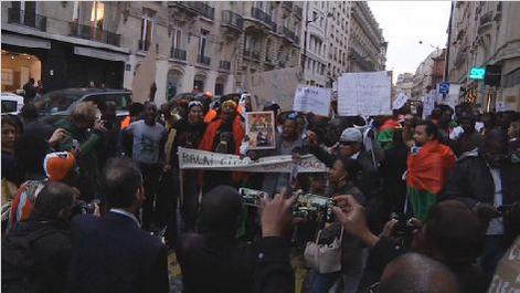MANIFESTATION DEVANT L'AMBASSADE DU BURKINA FASO A PARIS