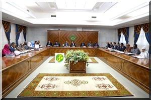 Un remaniement ministériel qui fait sauter deux grosses pointures