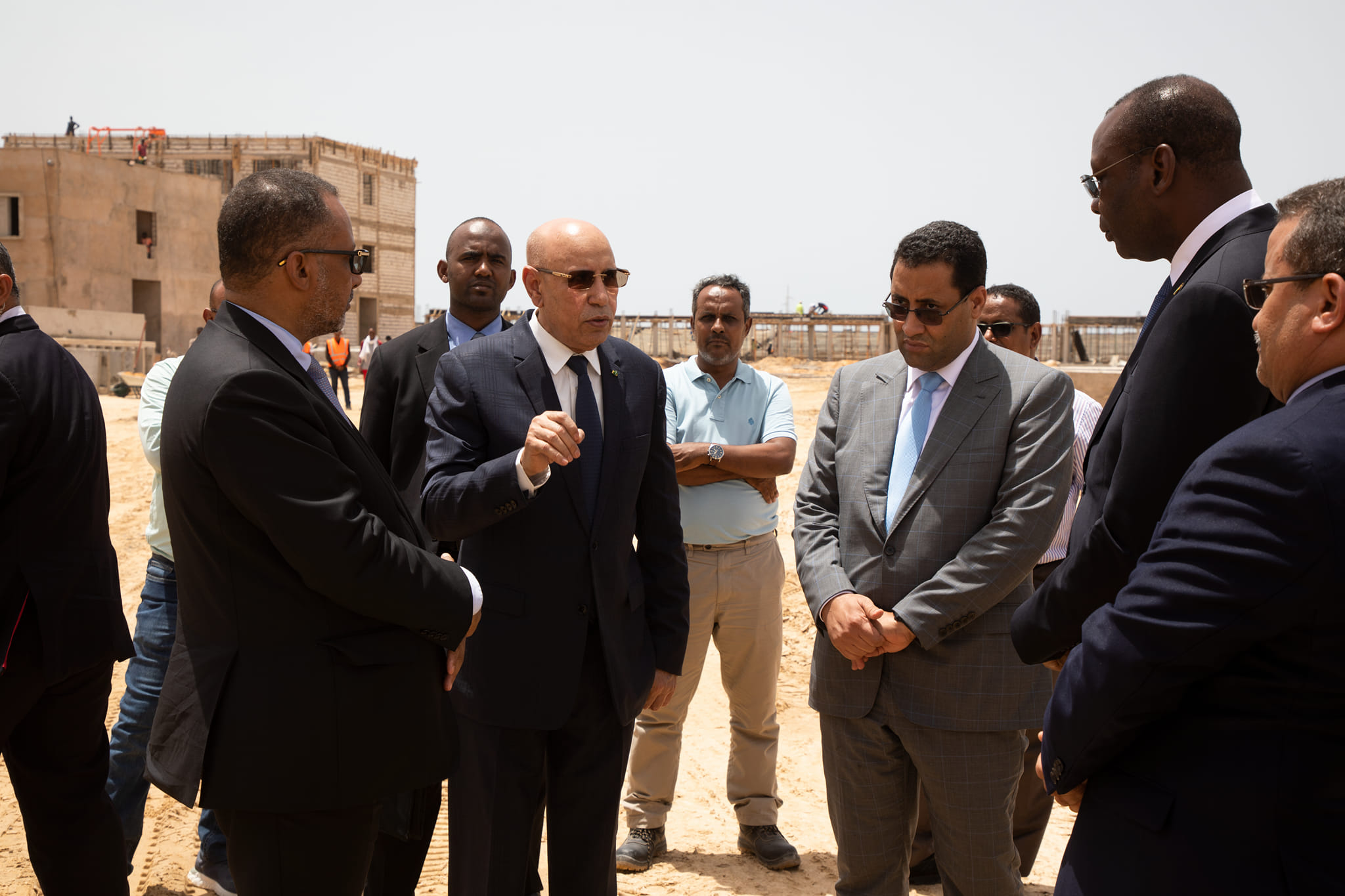 De tels comportements ne seront plus acceptés : Ghazouani tape du poing sur la table, lors d'une visite surprise