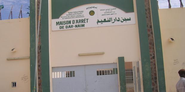 Aziz gracie 69 détenus de droit commun