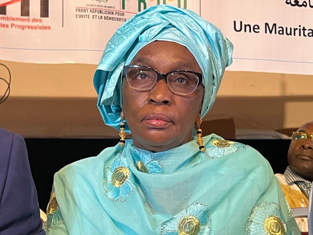 Kadiata Malick Diallo : « ma question ne concerne pas le fait d’expulser des migrants illégaux mais plutôt les conditions dans lesquelles cette opération s’est déroulée » Kadiata Malick Diallo : « ma question ne concerne pas le fait d’expulser des m