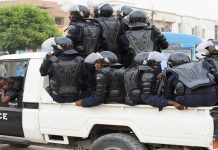 La police arrête 3 personnes dans les districts d’Arafat et de Tfargh Zeina après avoir saisi des quantités de drogue