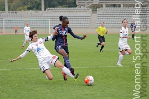 Foot Féminin : Paris dans le dernier carré avec la mauritanienne Oulèye Sarr