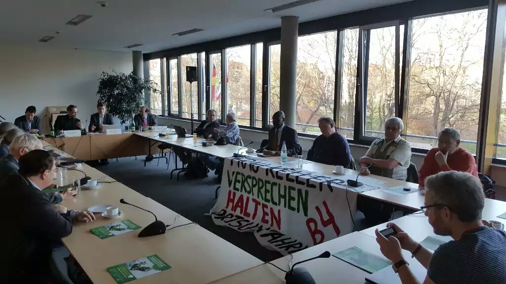 Visite du président d'arc-en-ciel en Allemagne. ( Étape, parlement D'Erfurt ).