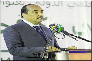 LE PRÉSIDENT OULD ABDEL AZIZ ÉVOQUE À UNE AGENCE ESPAGNOLE LES CAS DU « SERMENT » ET DU « 3EME MANDAT »