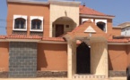 Bouamatou offre une villa à Maalouma