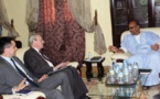L’AMBASSADEUR DE FRANCE VISITE LE PARTI « TAWASSOUL » ET RENCONTRE SES DIRIGEANTS