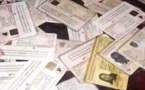 Les Cartes d'Identité Nationales vendues dans les marchés