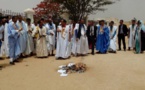 Mauritanie : des professeurs de l’enseignement supérieur brûlent leurs diplômes devant le parlement