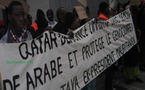 Les mauritaniens de belgique devant l'Ambassade du Qatar