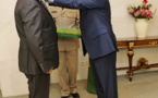 L’ambassadeur d'Algérie décoré par le Président de la République à l'occasion de la fin de sa mission