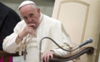 Le pape François: la liberté d’expression ne donne pas le droit d’insulter la foi d’autrui